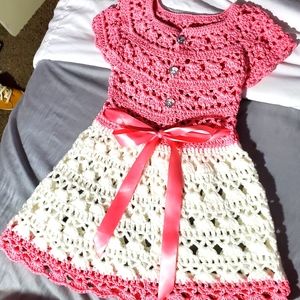 A dress salmón and white for one year